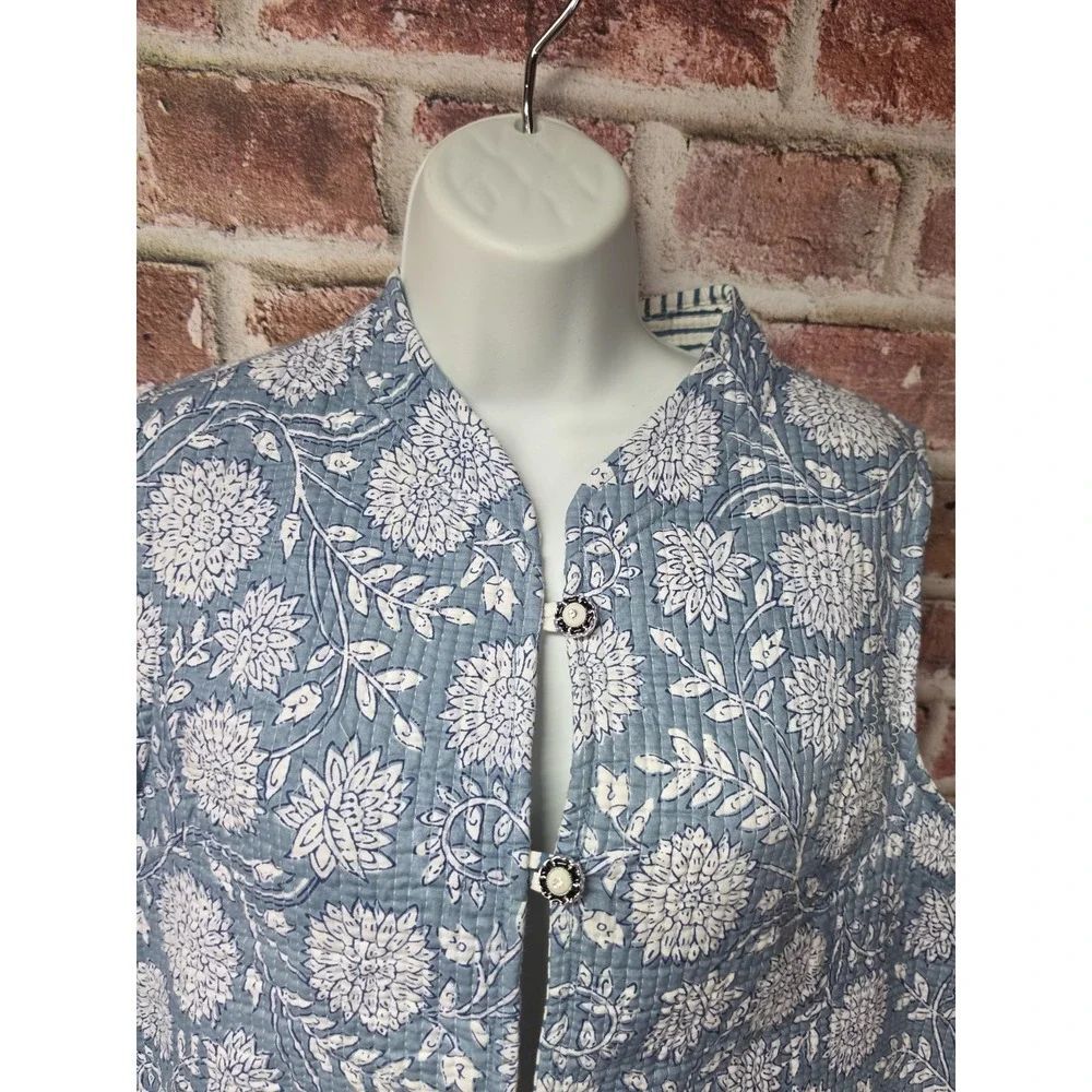 Women's Floral Quilted Button Up Vest XL‎ - Picture 2 of 7